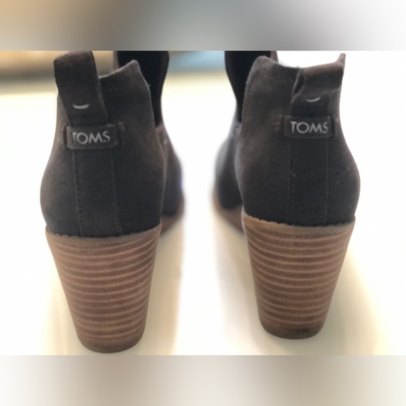 Ladies size 8.5 Toms wedge boots - Picture 3 of 8